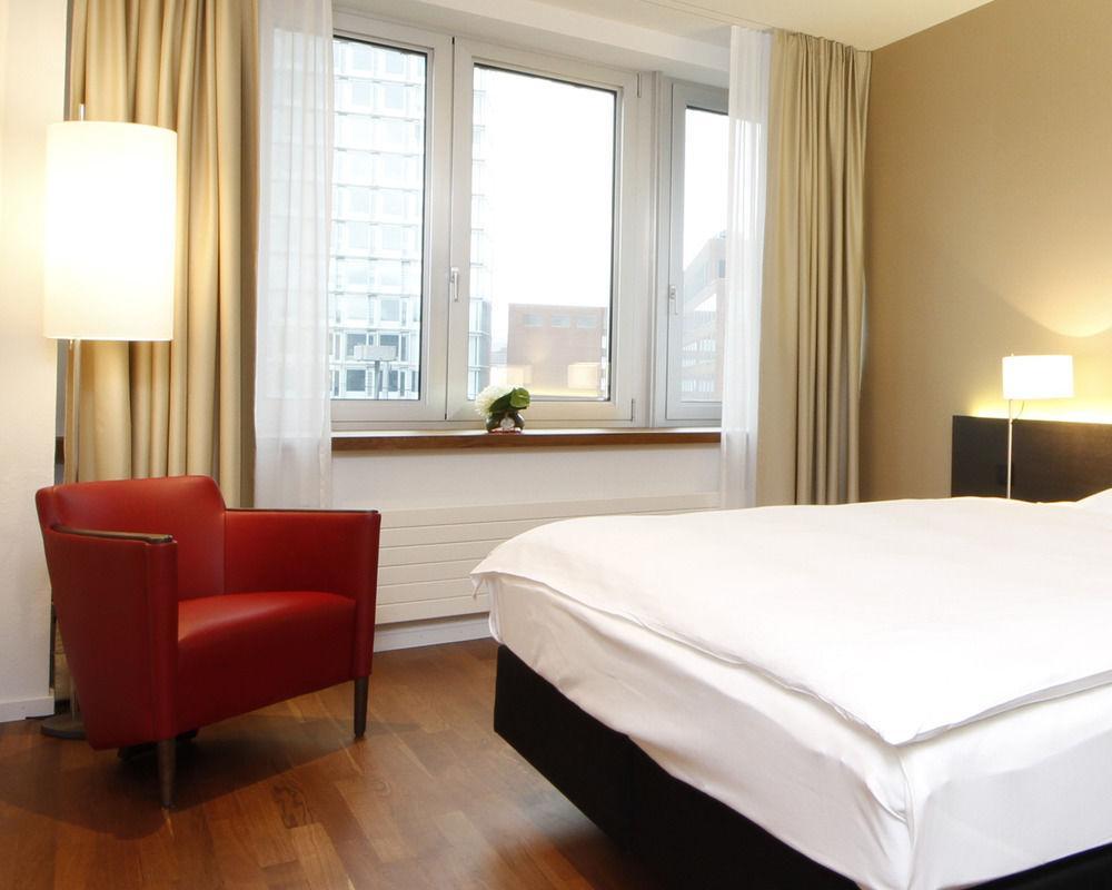 Hotel Banana City ווינטרטהור מראה חיצוני תמונה