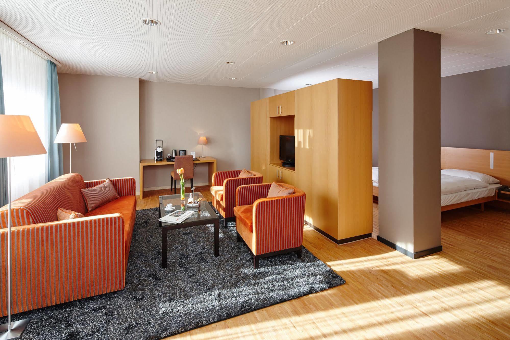 Hotel Banana City ווינטרטהור מראה חיצוני תמונה